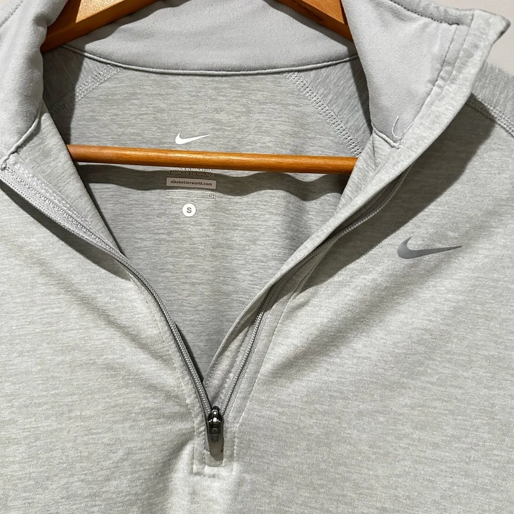 Nike Heather Light Gray Quarter-Zip Athletic Pullover - Picture 2 of 5